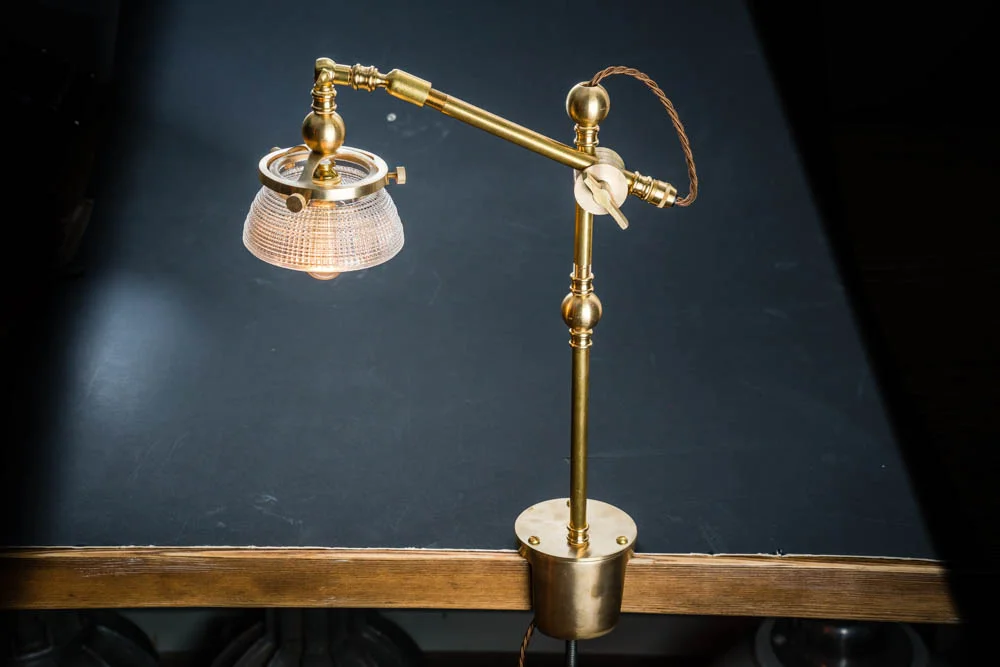 BRASS_AND_CROSSCUT_GLASS_CLAMP_LIGHT.jpg