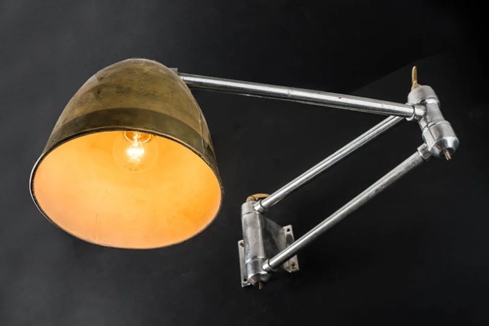 brass and aluminium articulated chart light 05.jpg