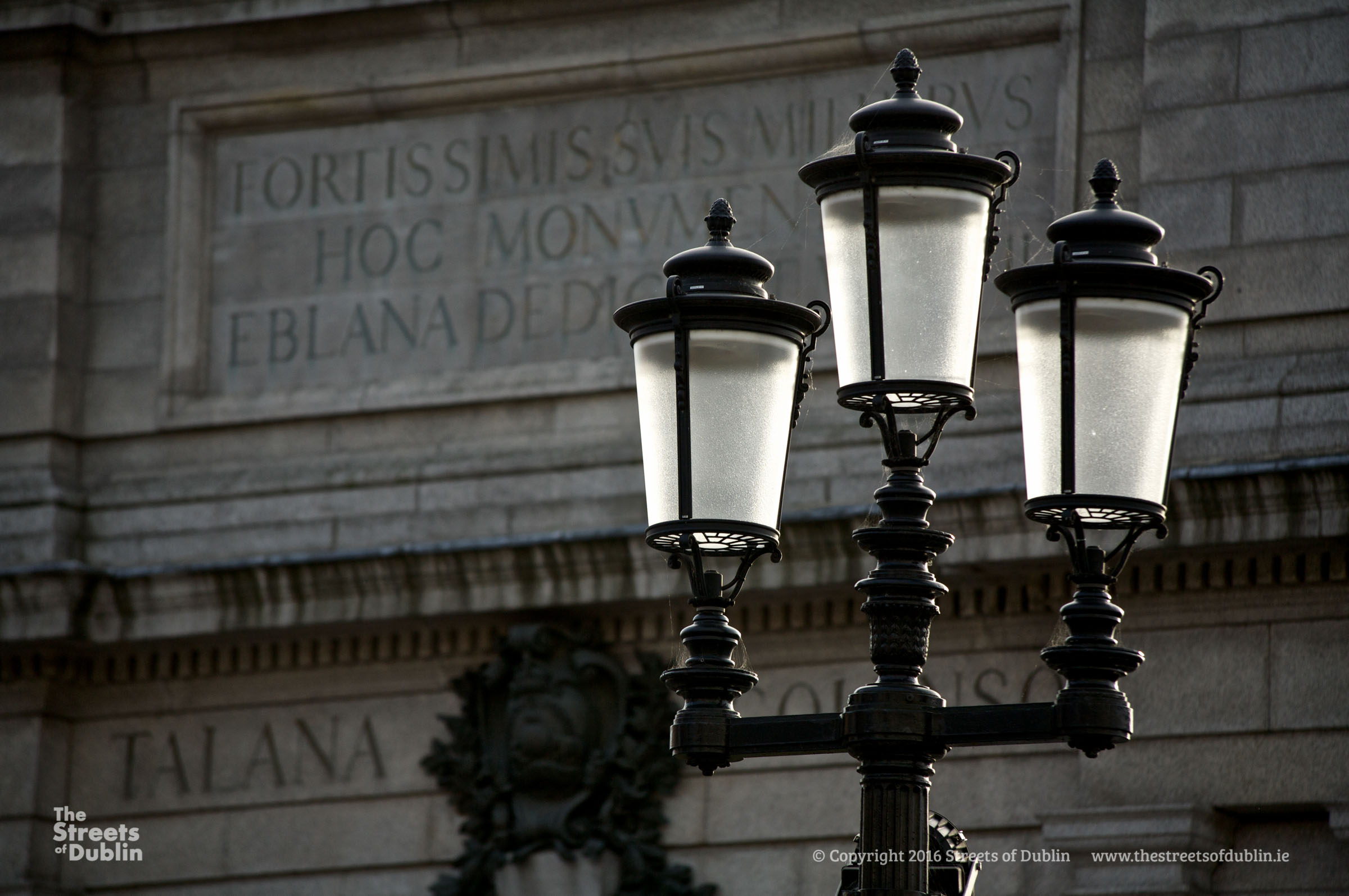Streets-of-Dublin-Photo-50-2.jpg