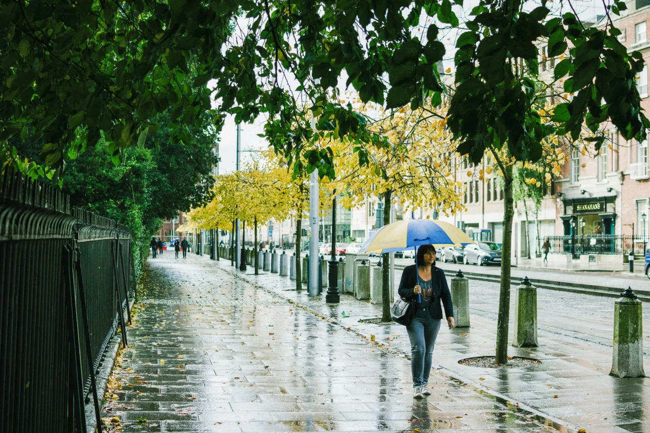 “Rainy Day at Stephen’s Green”
This was taken this time last year (out by 5 days!), yet feels somewhat appropriate for today, with the storm clouds and the rain. It’s good to see that the Irish weather is nothing if not consistant!