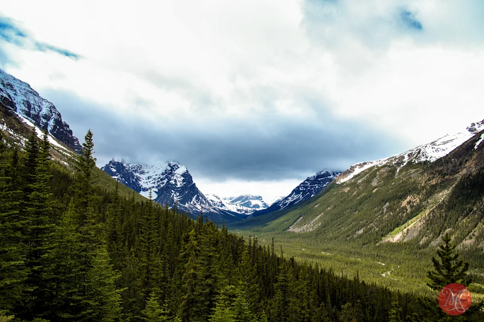 4-valley-jasper-mountains-landscape-alberta.jpg