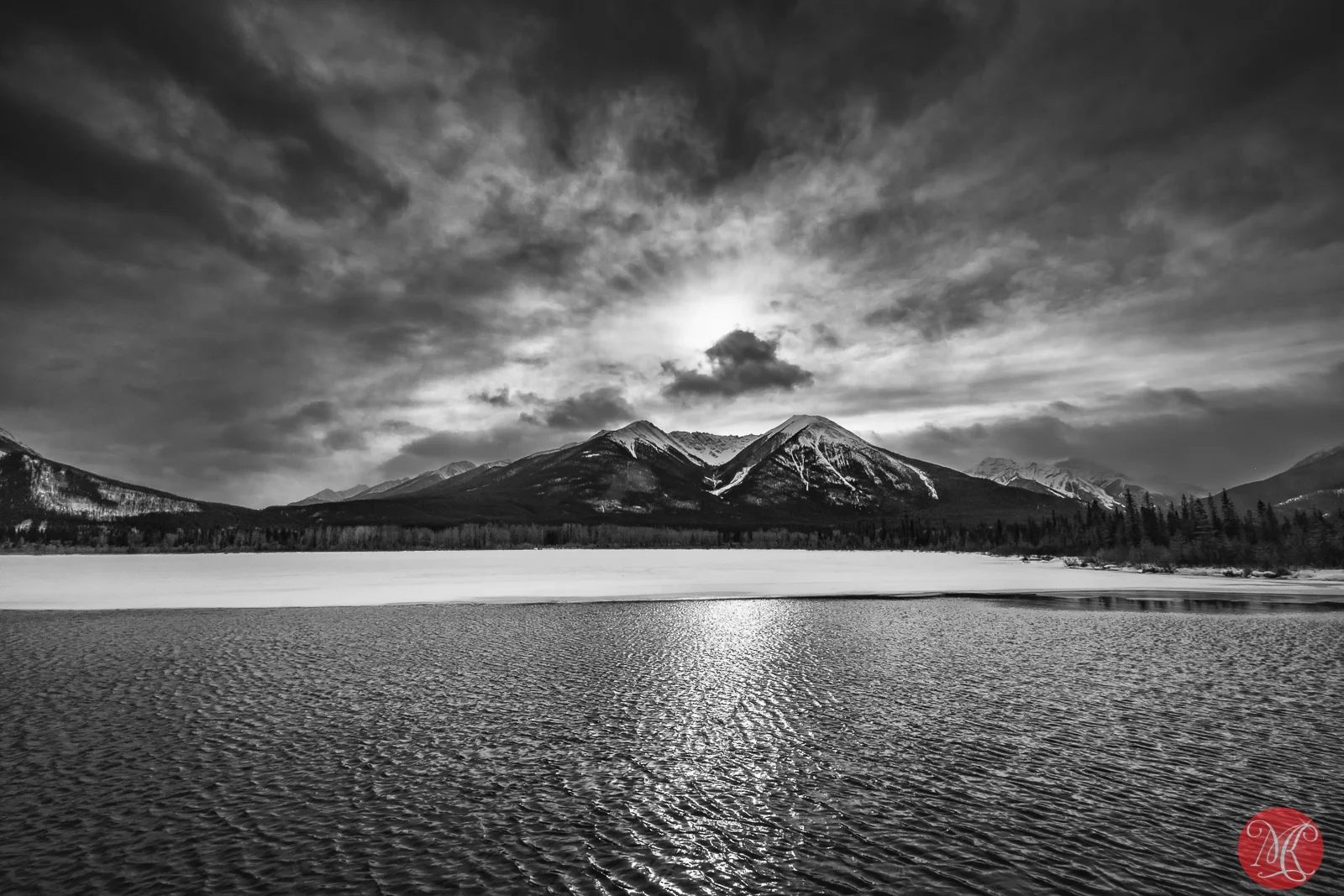 Vermillion lakes banff park alberta mountains
