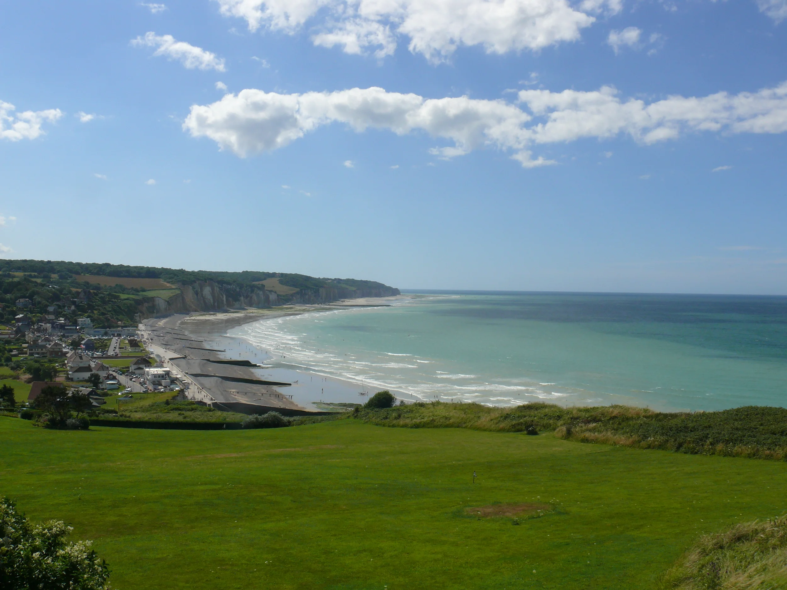 swiss army, leatherman, sleeping bag