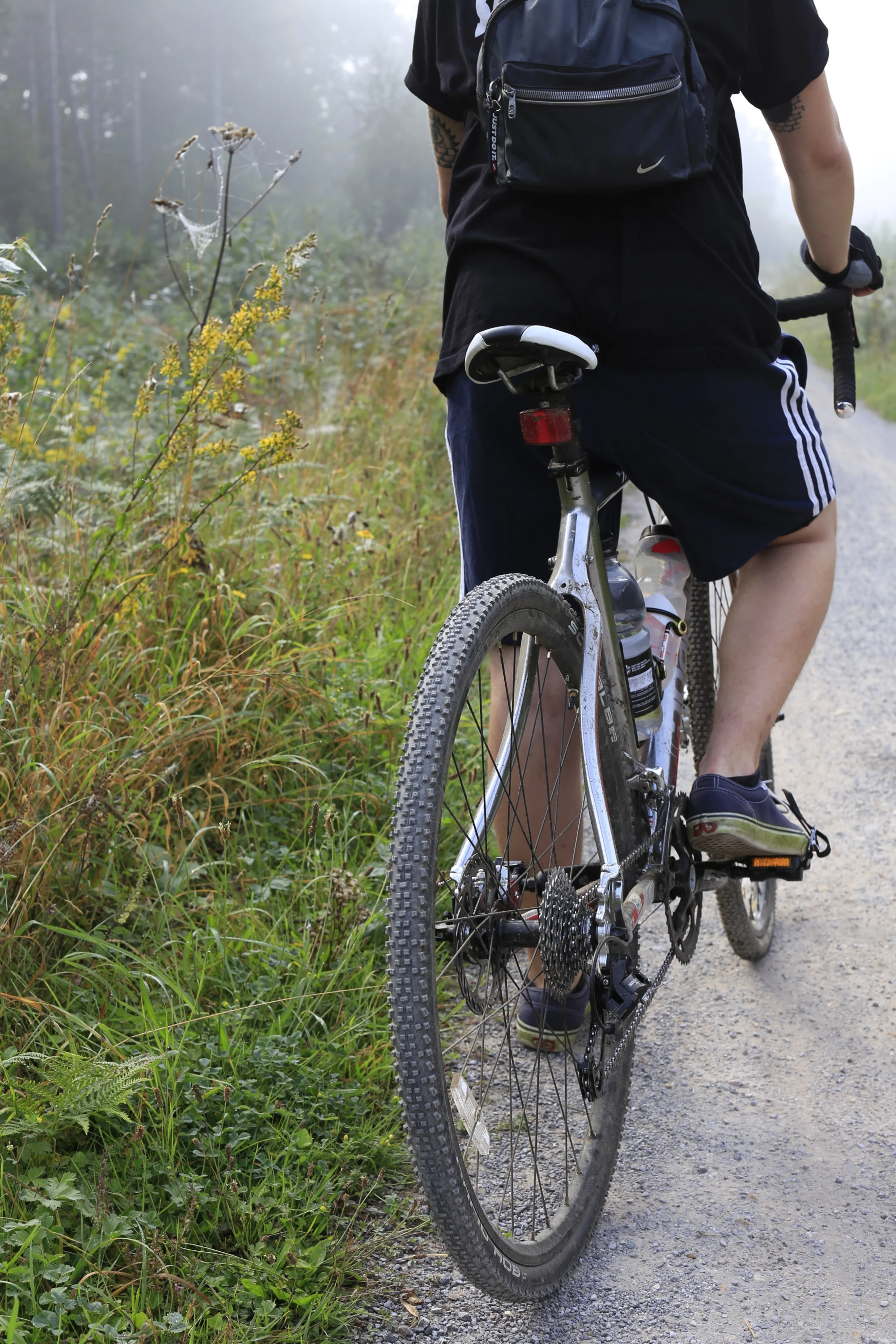 halfords gravel bike