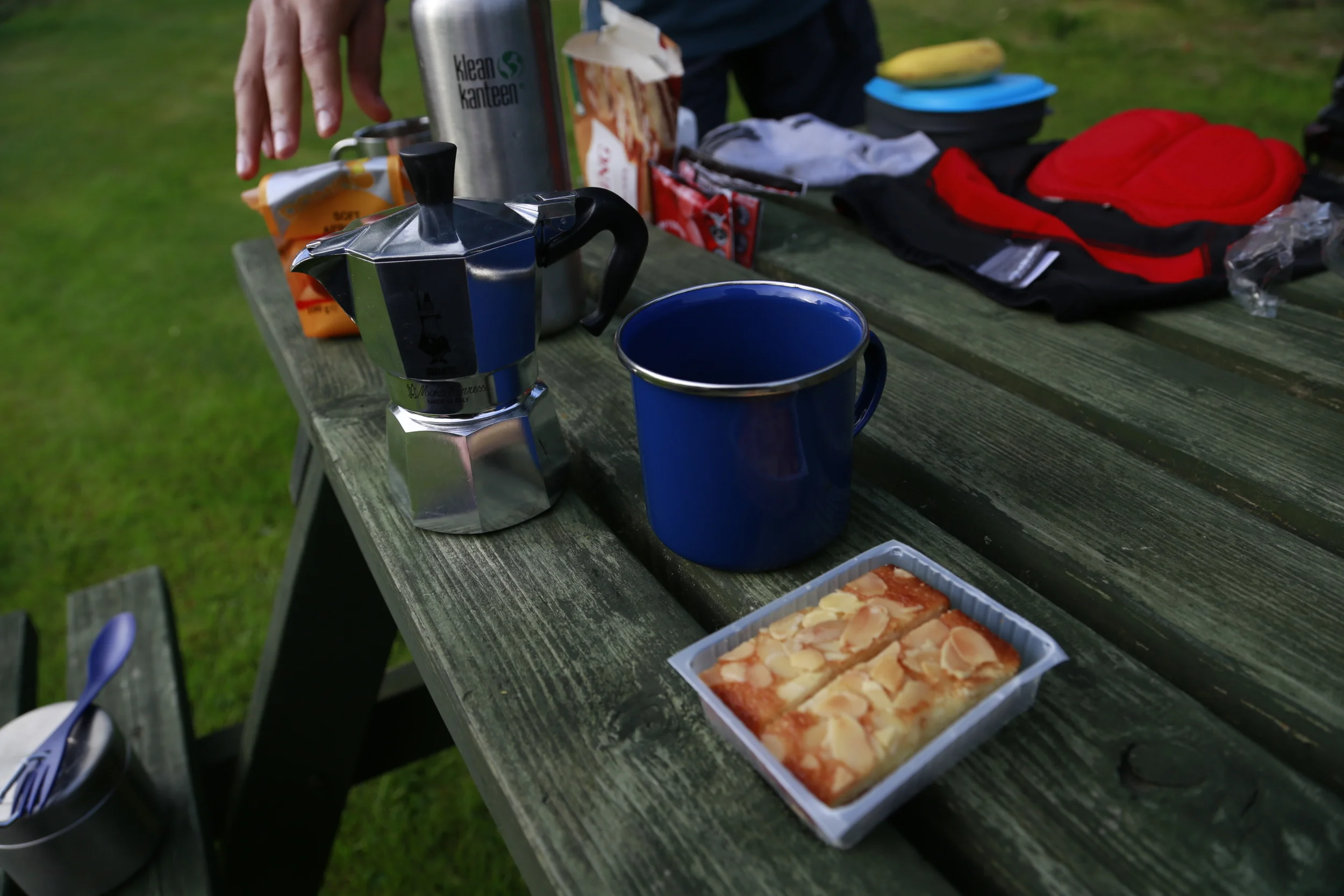 camping, ceramic mug, camping gear, nature, wild, camping, hilleberg, hiking, lost, forest, fire, camp, swiss army, leatherman, sleeping bag, escape, scenery, tent, stove, MSR, 