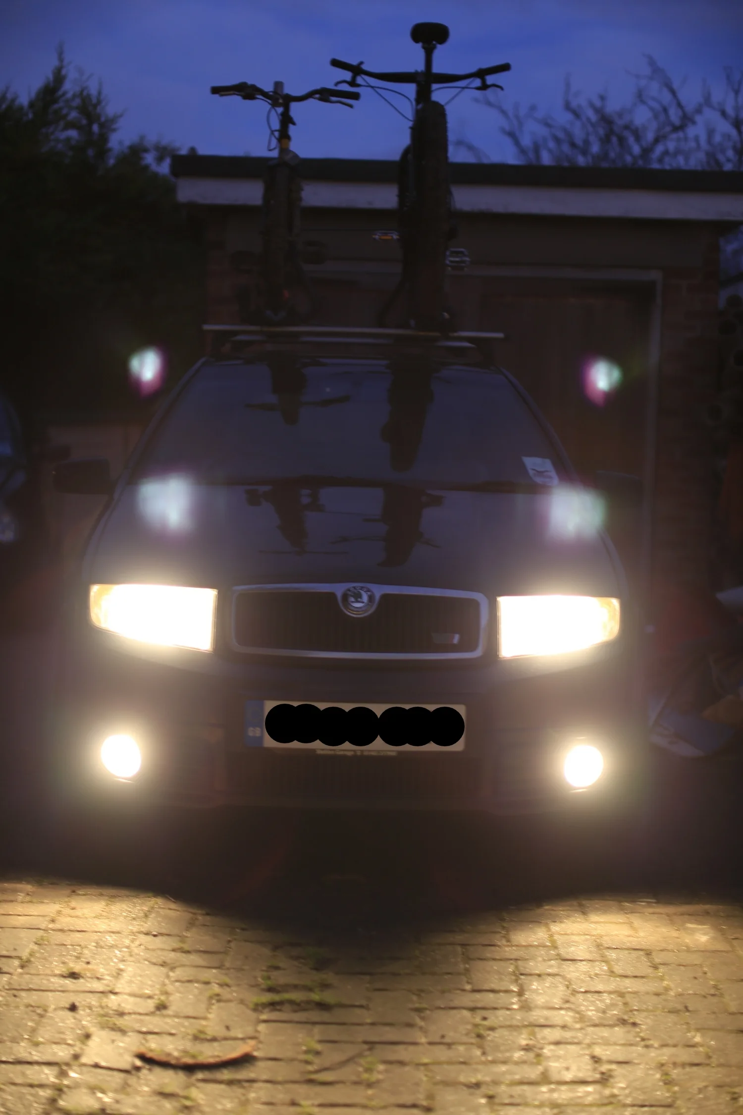 skoda, skoda fabia, vrs, skoda fabia vrs, thule, roof racks, surly ecr, knards, maxxis