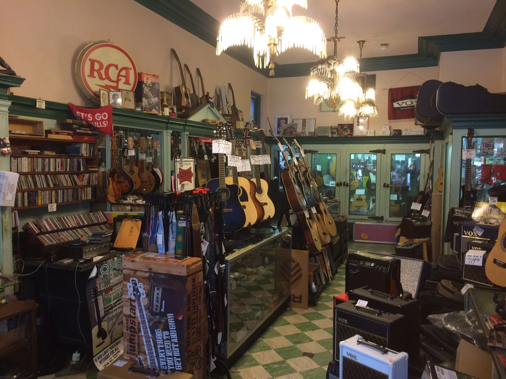 vintage instruments with grit and growl. Shop Used
