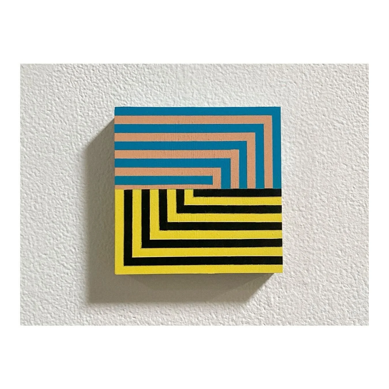 A sudden variation or reversal for a humorous purpose&mdash;is not what this is. #JDilla #HereWeGo
.
Rickrolling
4.25&rdquo;x4.25&rdquo;
2024
.
#masking #hardedge #geometricabstract #artisticpractice #opartist #artisticprocess #repitition #patterns #