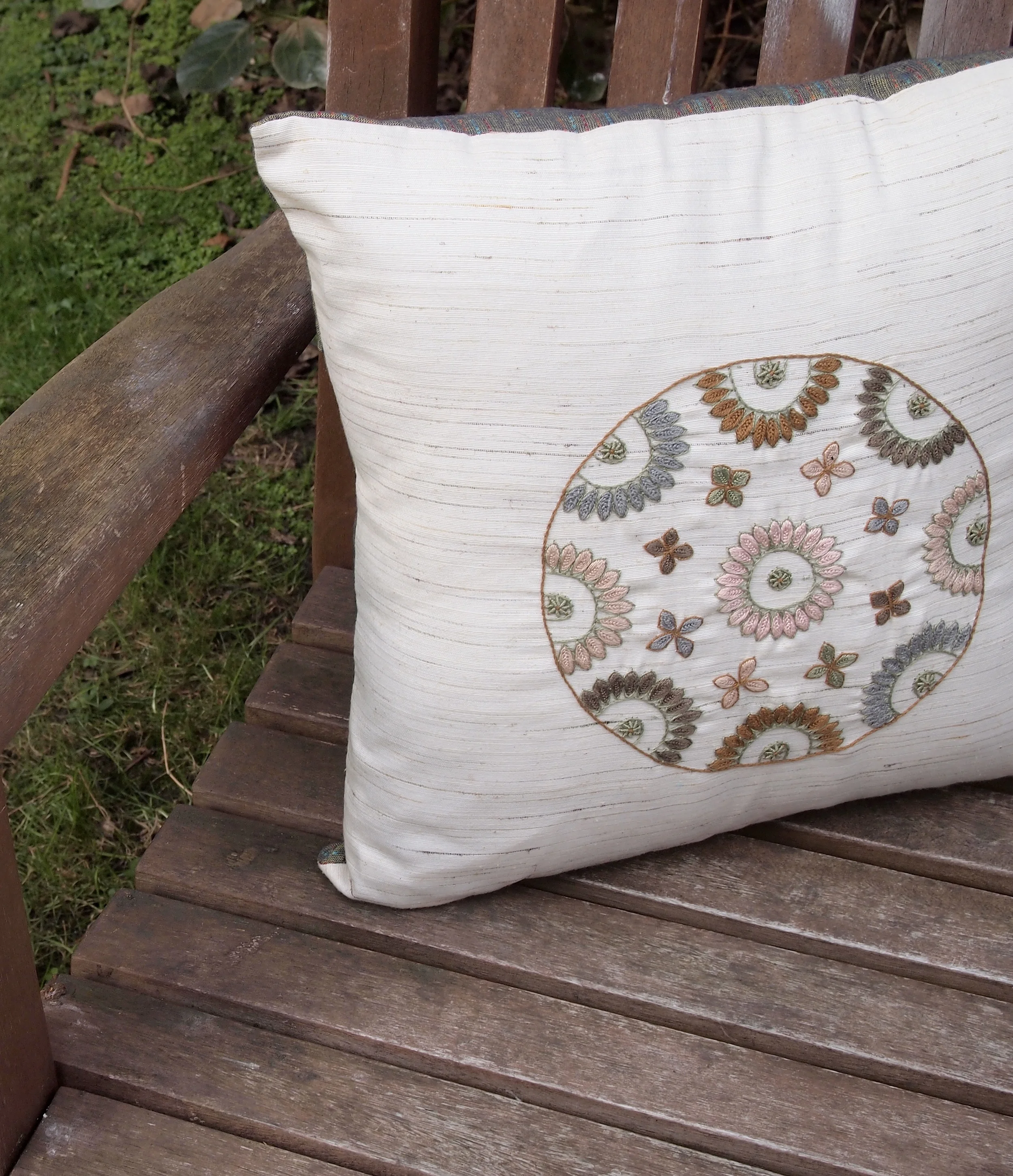 wht cushion bhaitan cropped 1.jpg