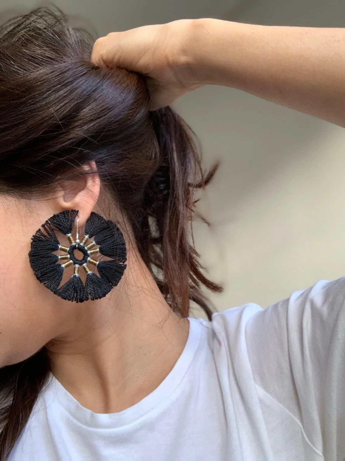 Tassel fan earrings - Black