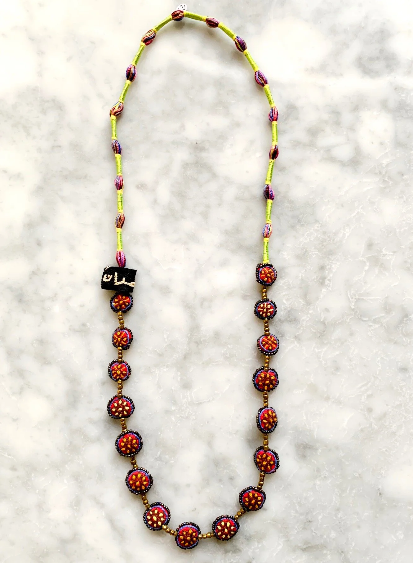 Bonbon necklace - Red and lemon floral embroidered discs