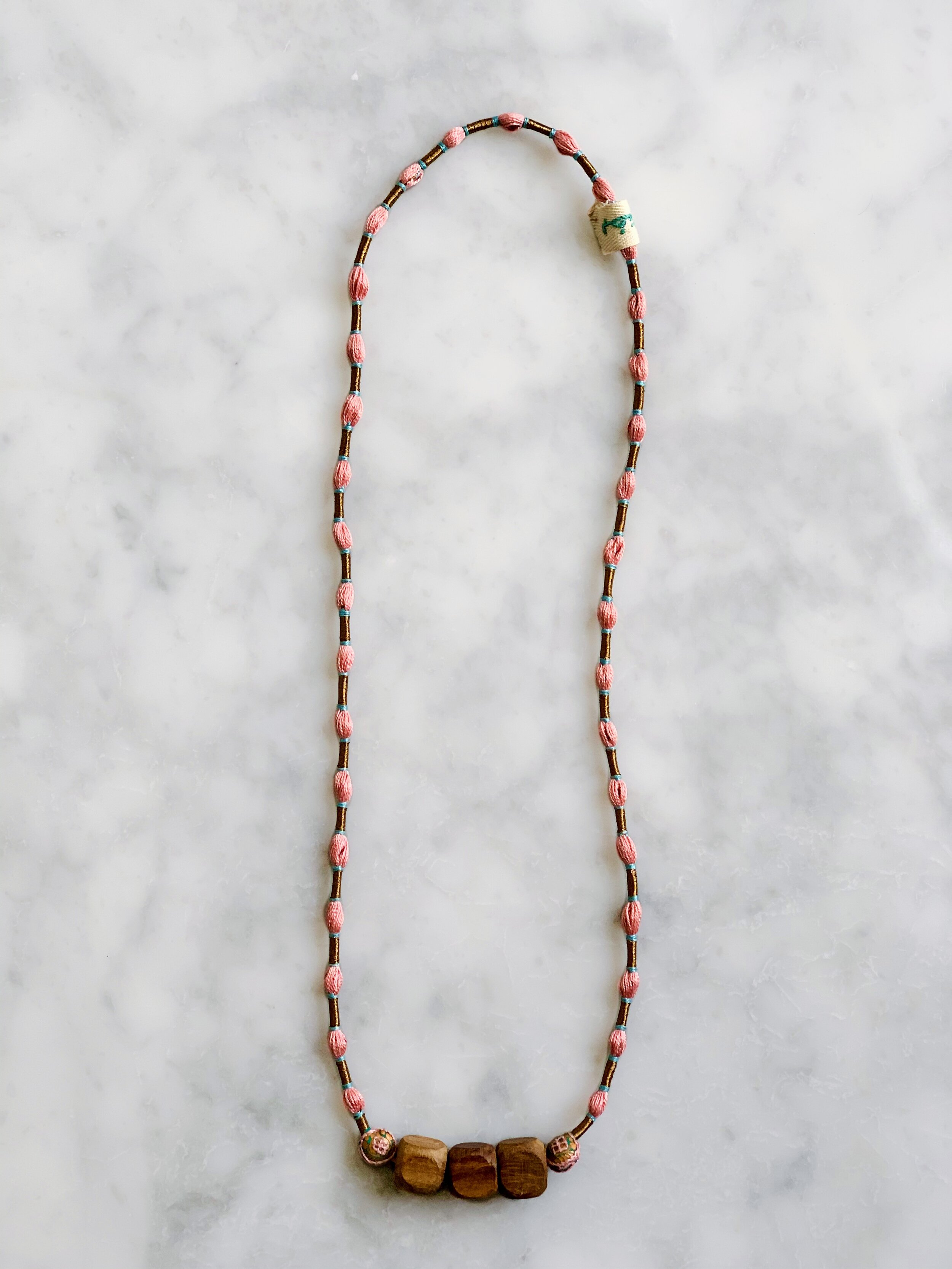 Wood beads necklace - Blush