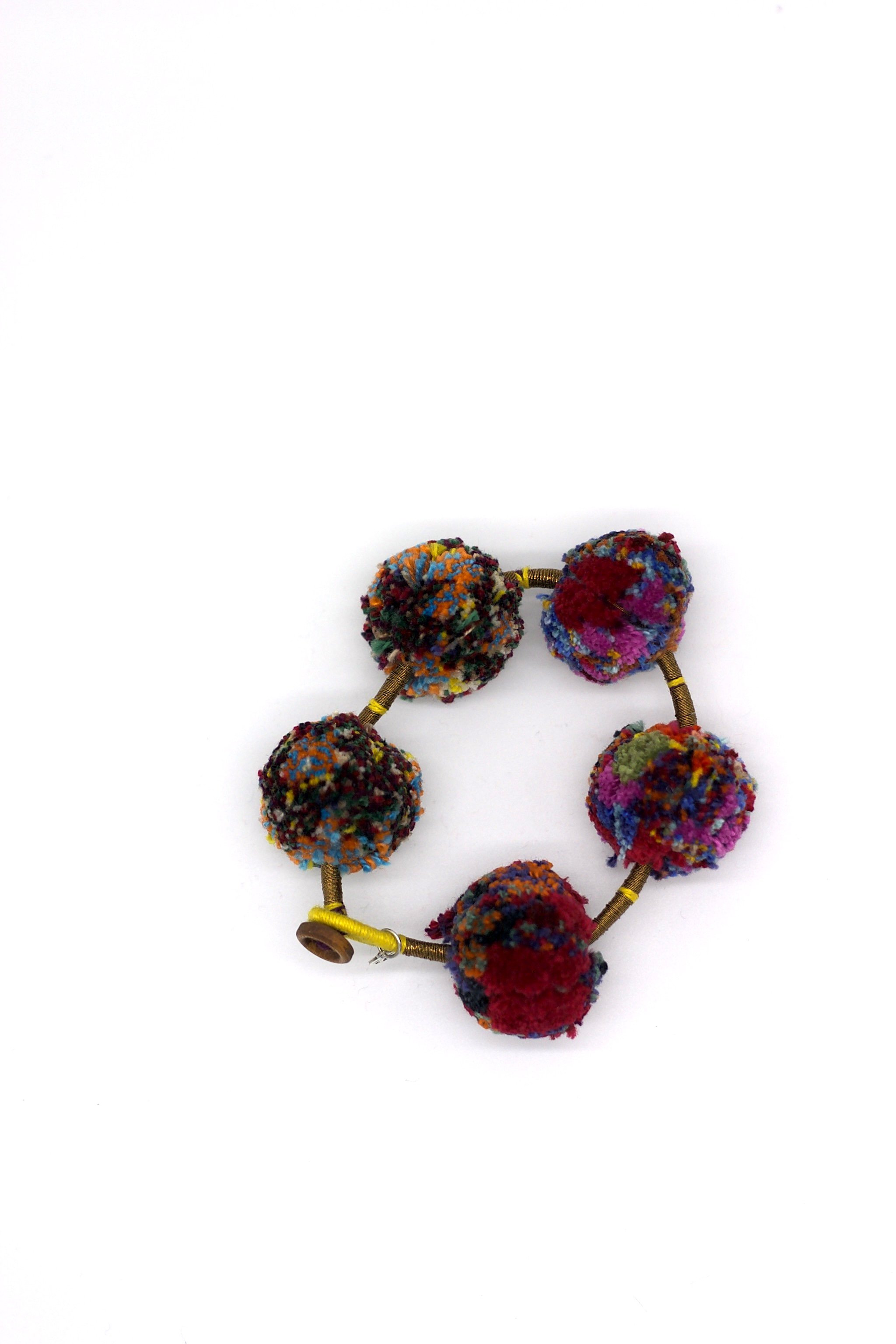 Giant pompom bracelet 3.jpg