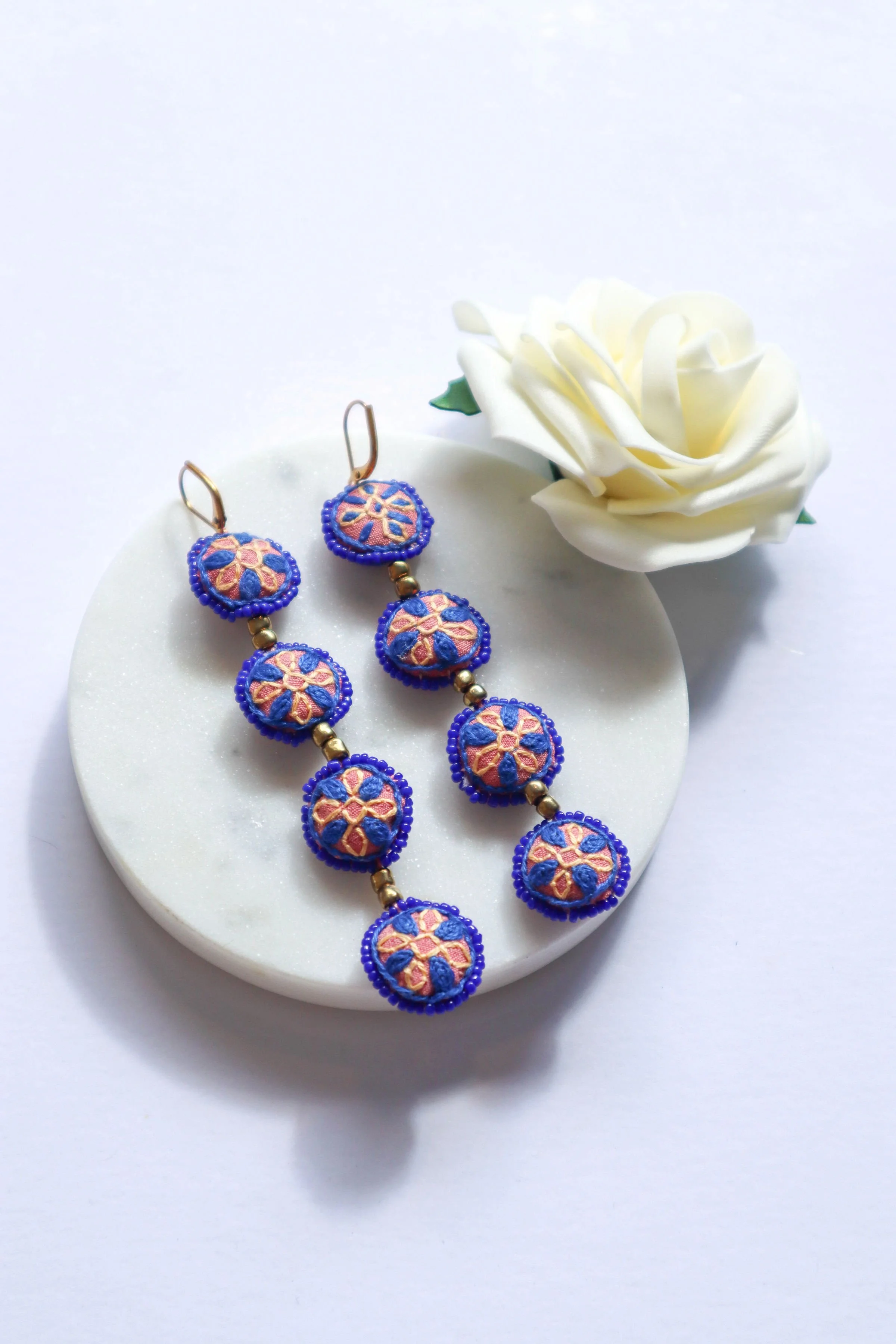 Bonbon statement earrings - Cobalt blue and burnt orange