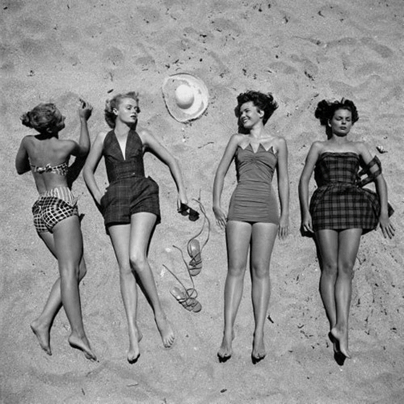 vintage_beach2.gif