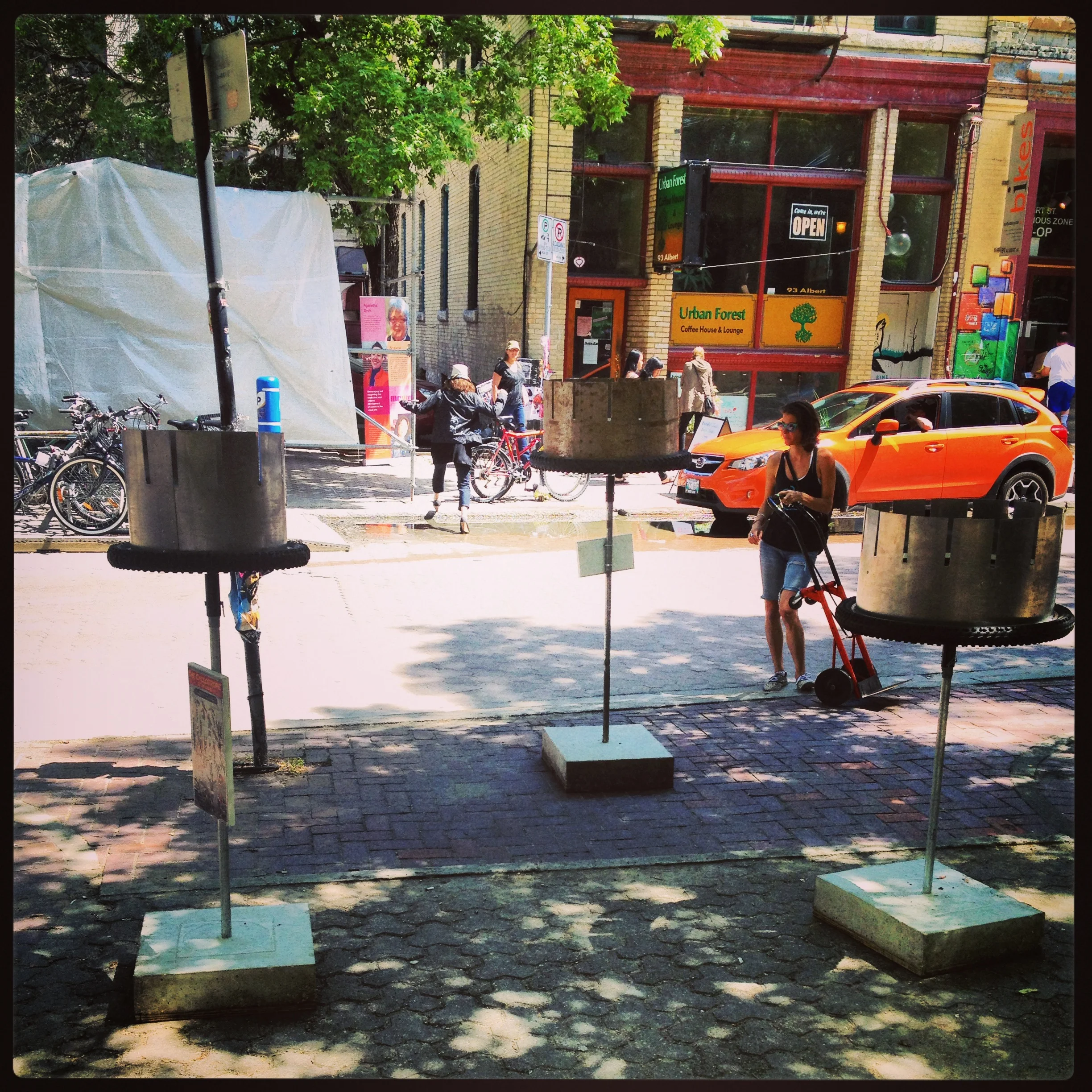 The Cyclotrope Circus - La Maison des artistes, Pop-up gallery at The Winnipeg Fringe Festival, 2013