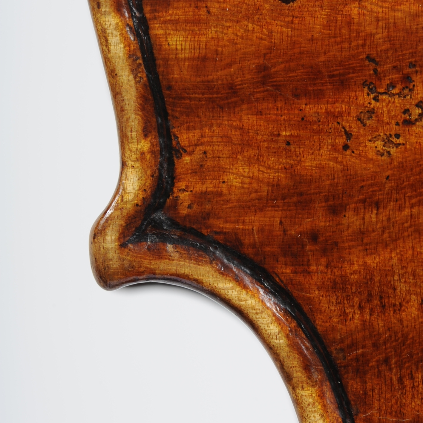 Viola, that is it varnished!