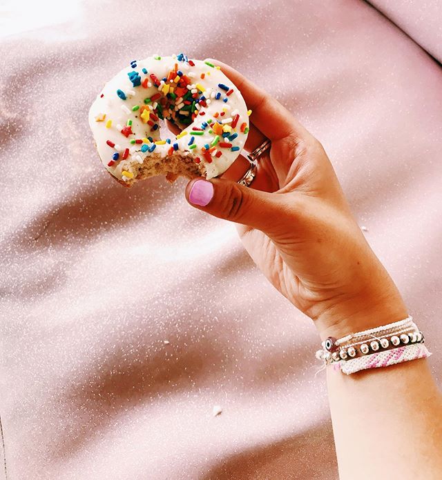 A doughnut a day! ⁠⠀
⁠⠀
#glamdolldonuts #summertime #treatyoself #food #treats #donuts #sprinkles #happy #pink #instagood #instafood #instaeats #foodie #summer #girly #glamdoll #glam #friends #happyfood⁠⠀
⁠⠀
⁠⠀
⁠⠀
⁠⠀