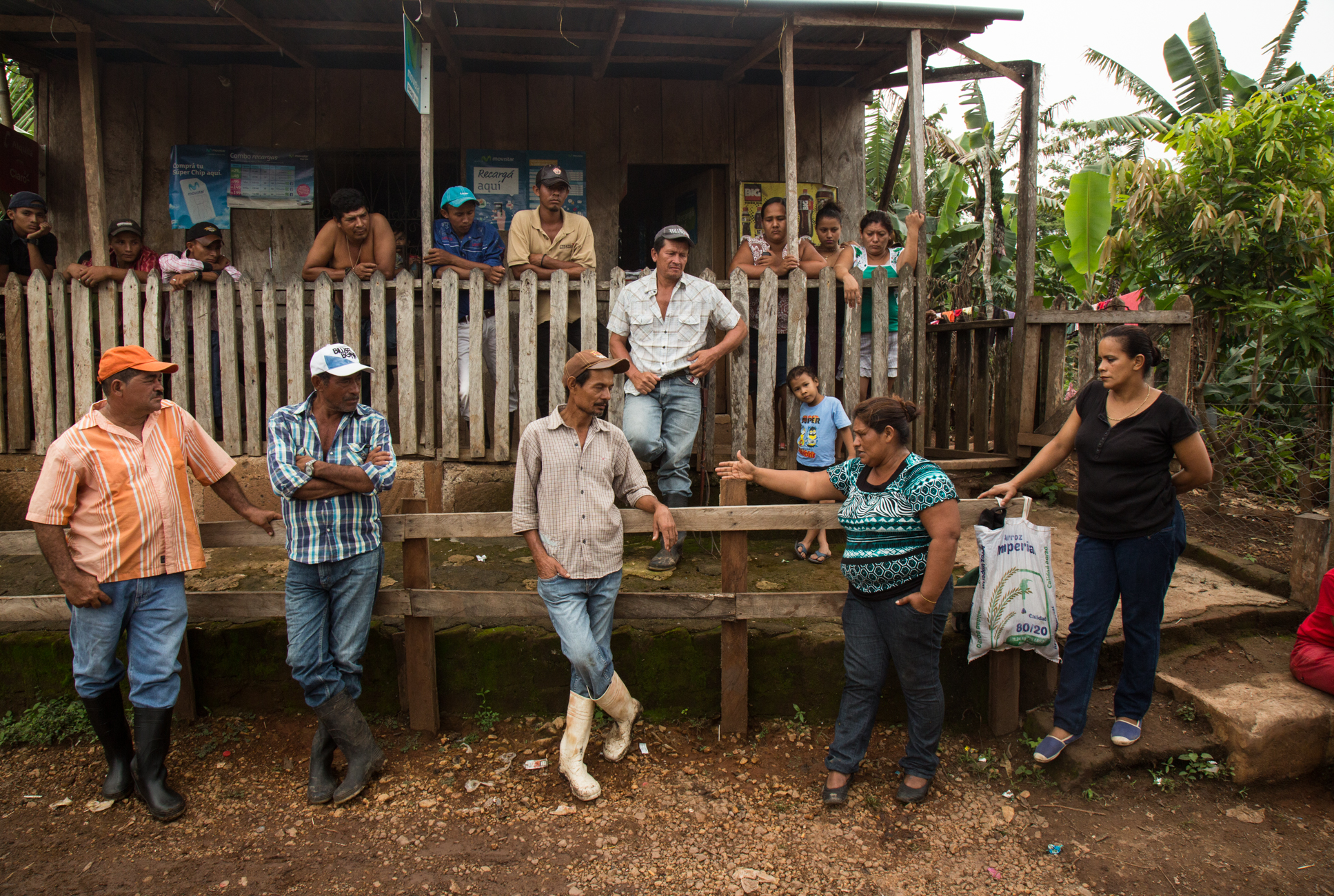  Francisca "Chica" Ramirez, an anti canal leader among campesinos in El Roble, Rio San Juan, gathers local campesinos together to inspire their attendance at the upcoming protest in El Tule.&nbsp; 