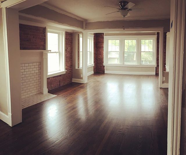Walls are (mostly) Painter, floors are refinished, lights are up, cleaning is done... just a few finishing touches left!  What&rsquo;s not to love about this huge #livingroom with tons of natural light! #hexplex #historichydepark #renovate #exposedbr