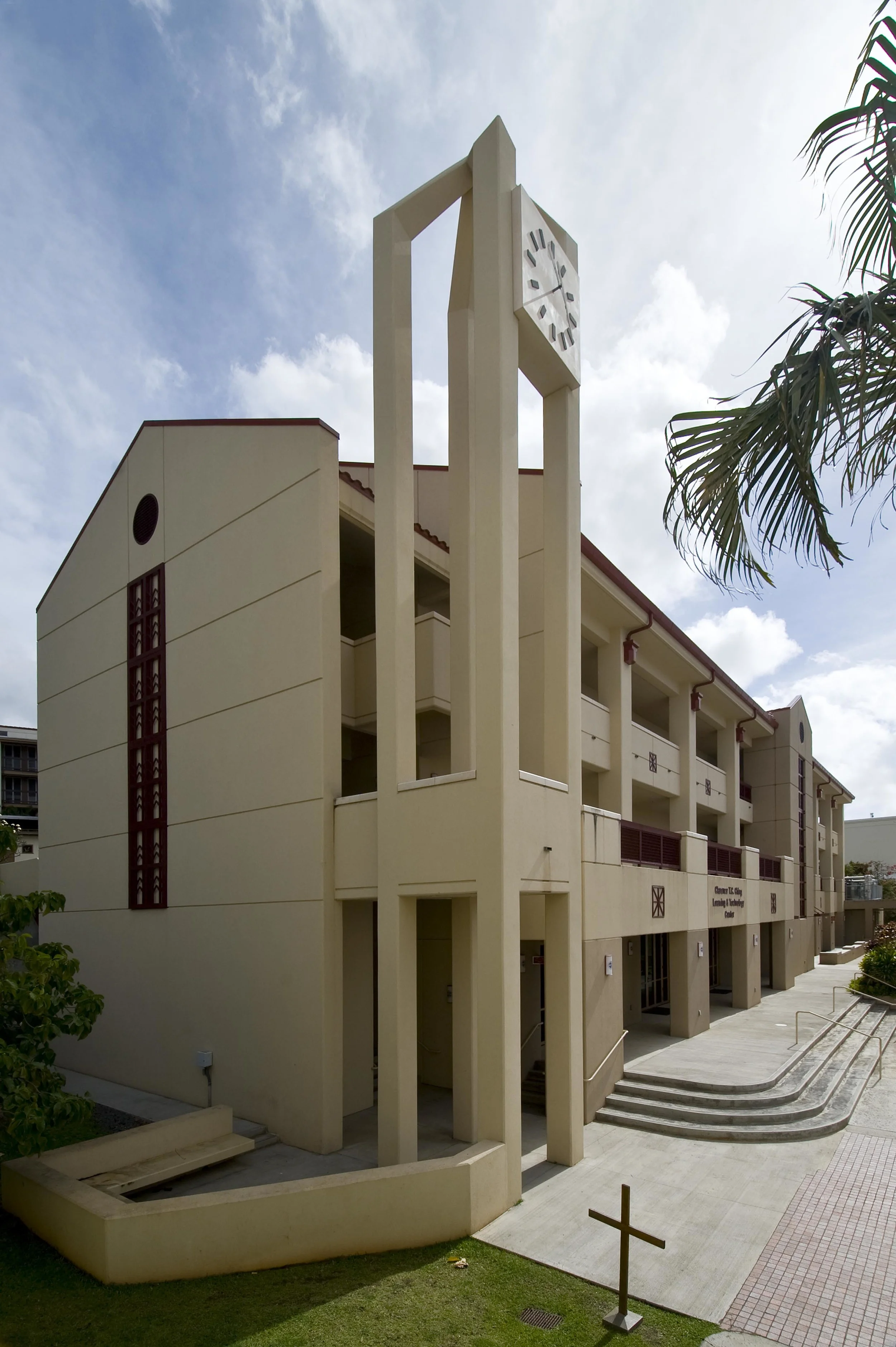 StLouisTechCtr02.jpg