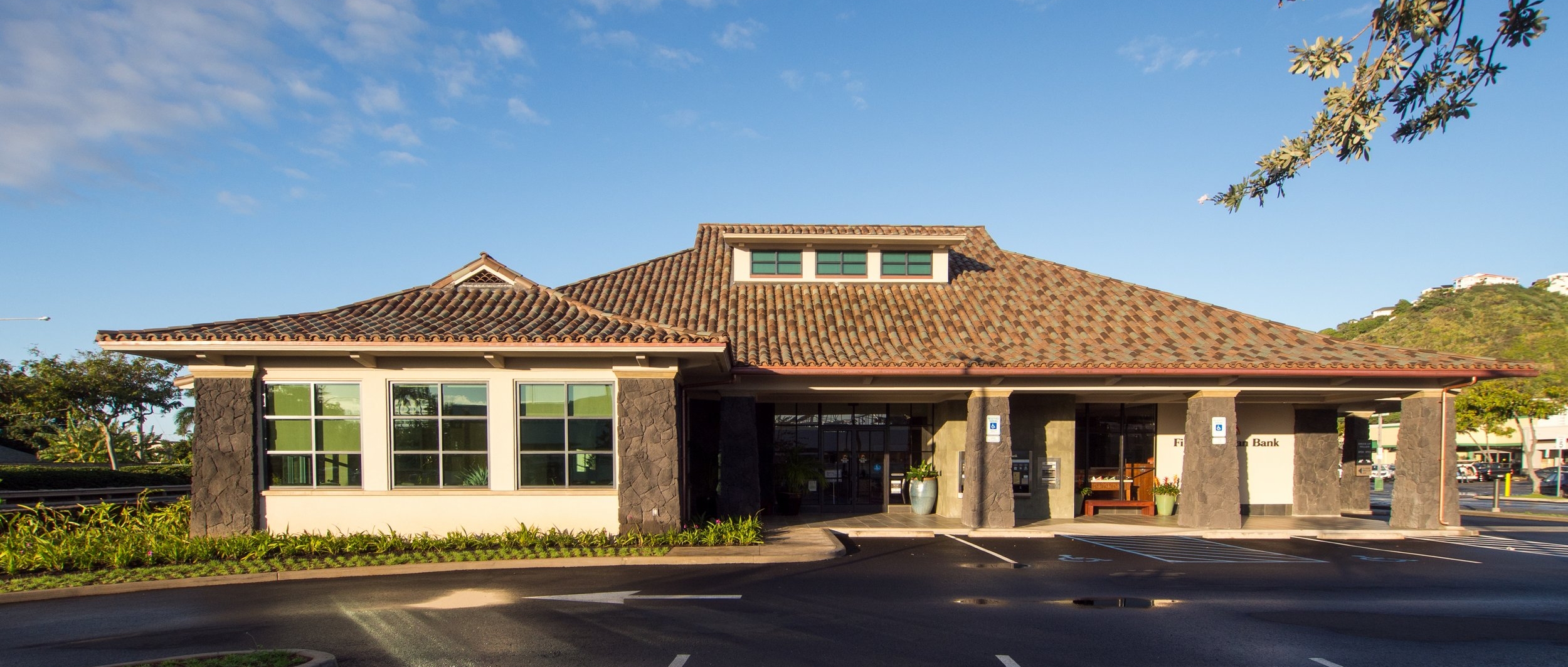 First Hawaiian Bank - Aina Haina Branch