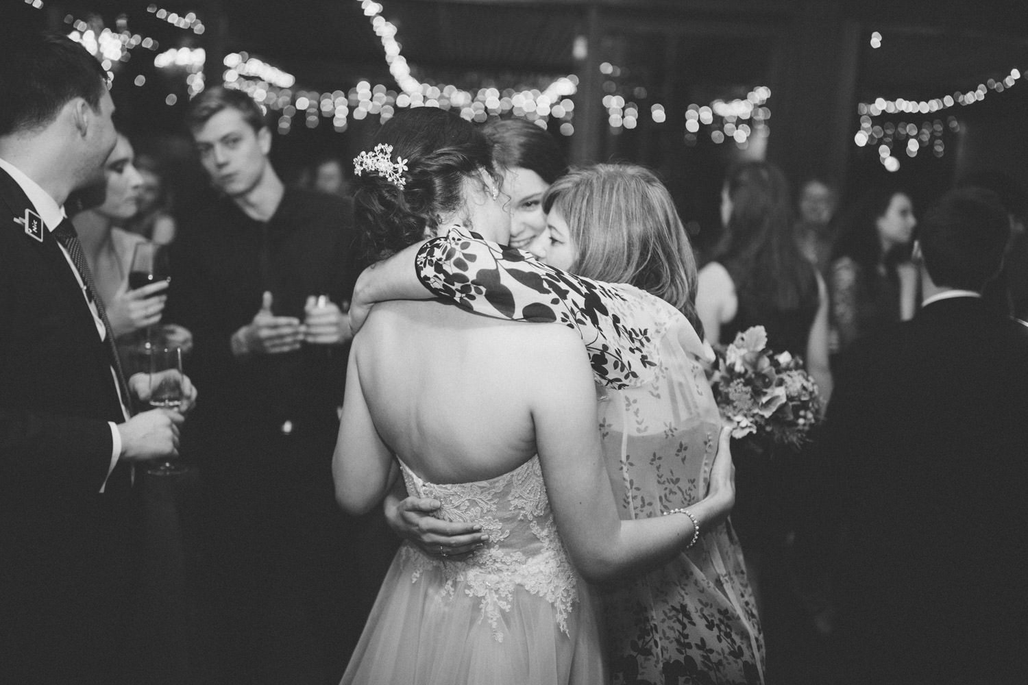 Sarah-Nic-Wedding-177.jpg