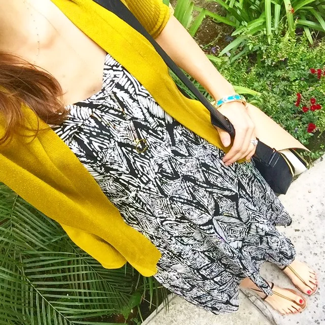  You may have noticed I'm wearing the same shoes in every picture: I jammed my toe over the weekend, and my foot was/is so sore and swollen I can only wear these sandals.   