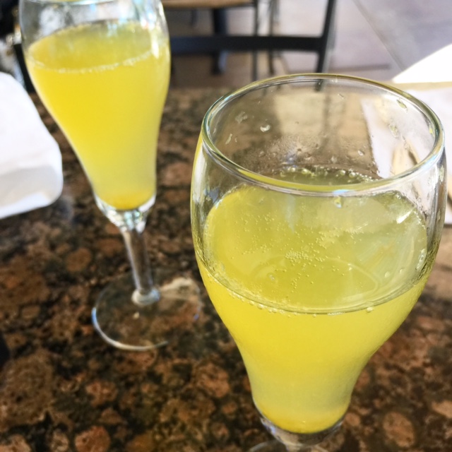  A rare brunch with one of my oldest girlfriends - no kids or hubbies, and bottomless mimosas. 