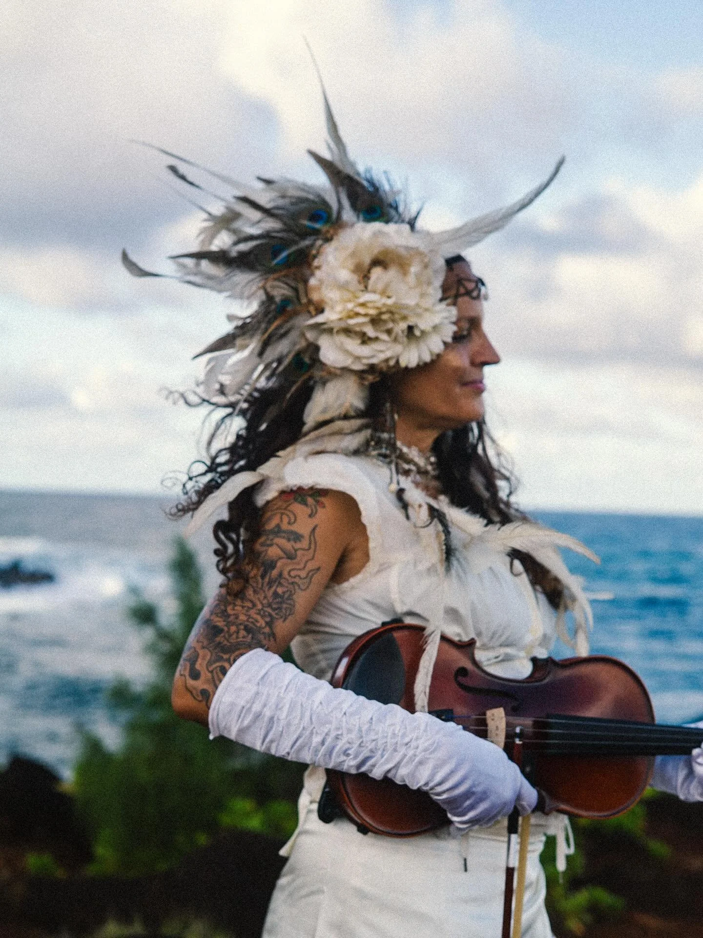 🕊️ If you KNEW you had one more year to live, how would you spend your time? 

✨ Would you live your life differently?

✨ Would you have important conversations or heal misunderstandings with family and friends? 

✨ Would you decide to LIVE FULL and