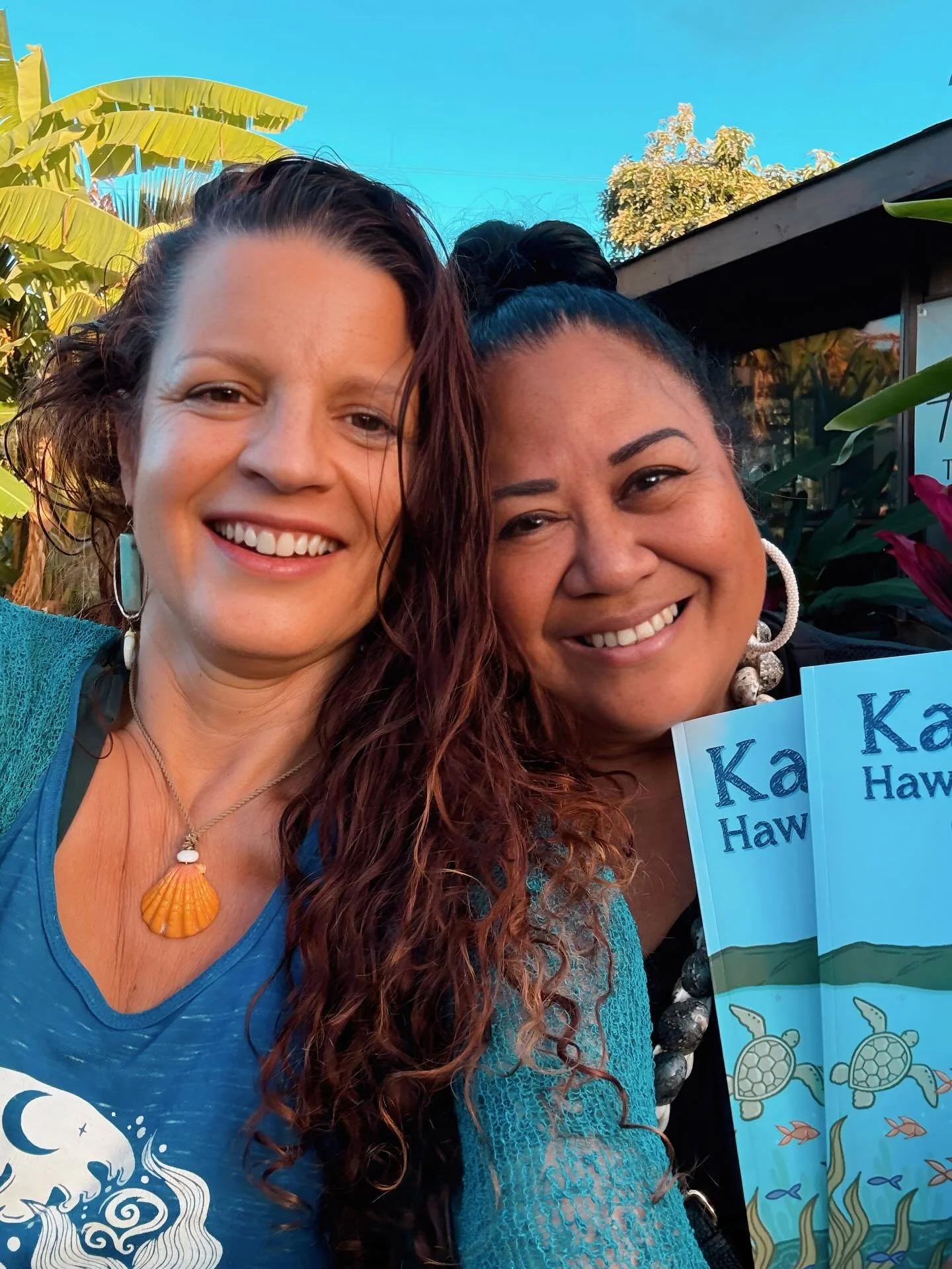 I&rsquo;m so excited to offer this event with @culturetocanvas on 12/20! This event is particularly special to me, as Kumu, who is featured here was a rock for me during a very rough year (2019) &amp; helped me immensely through her Hula Halau, Hawai