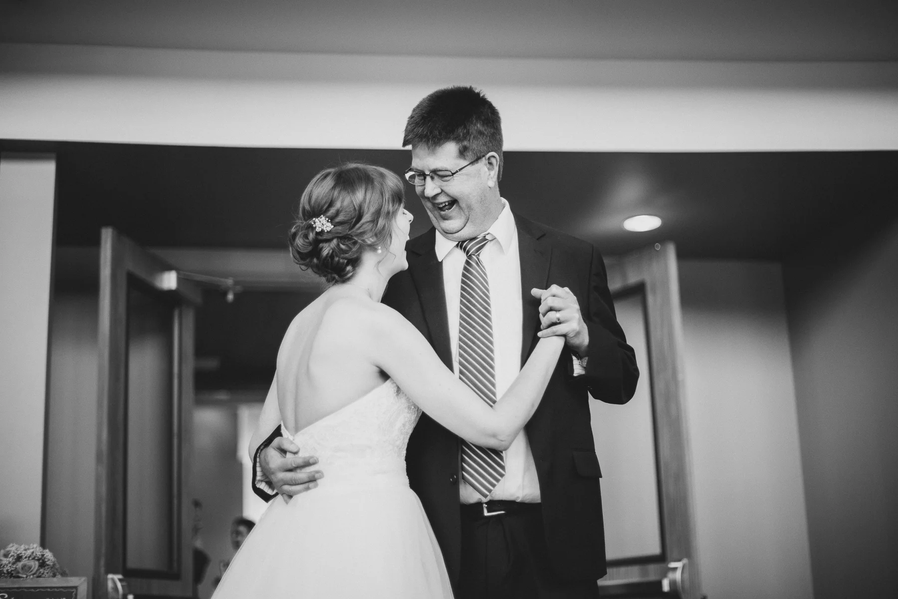 20160402-bkcolewedding2-730.jpg
