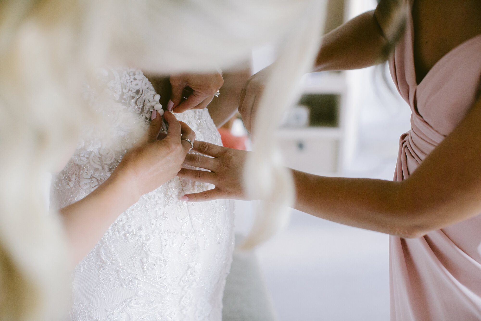 Bride Getting Ready | Perth wedding photographer