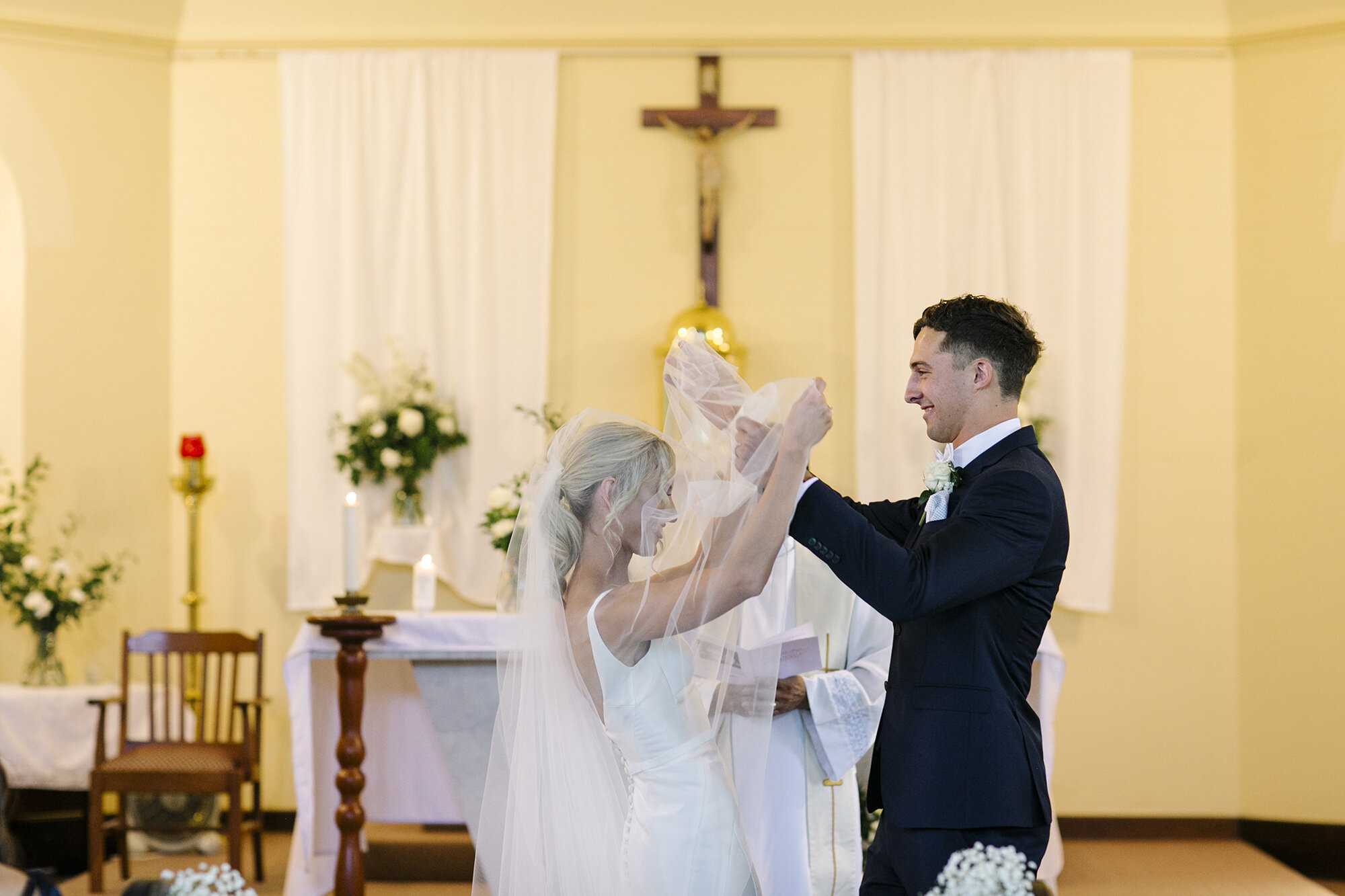 Remove veil shot wedding Busselton