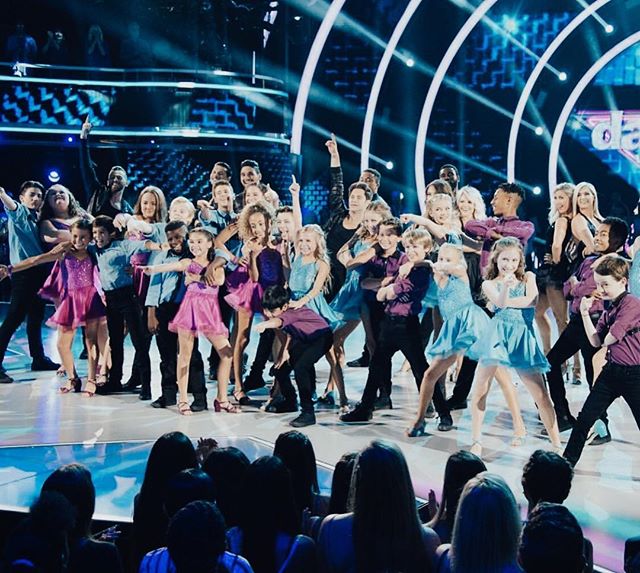 Catch all your favorite Utah Ballroom dancers on @dwtsjuniors right now!! Who is pumped 👏🏻to see our CS dancers on the show?! Tell us your favorite ballroom dance style in the comments! #dwtsjunior #dwts #centerstage #csballroom