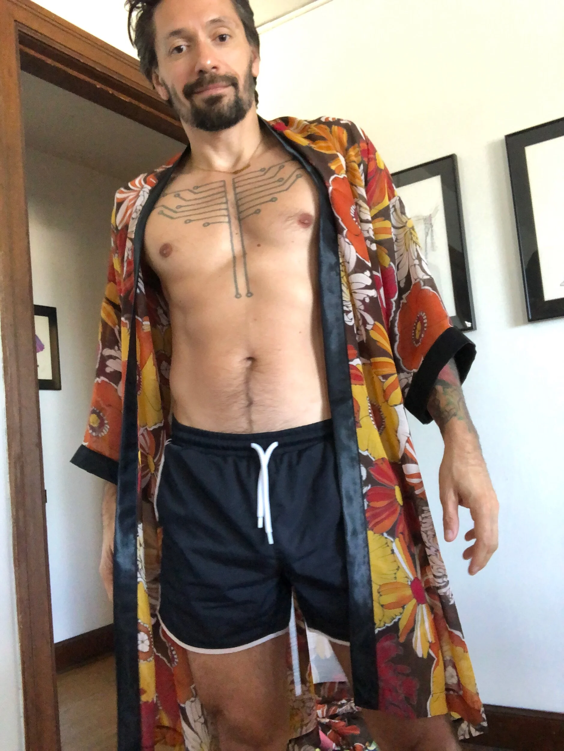 77D71EEC-7F7F-4EBA-BFB4-A2E28924E8C2