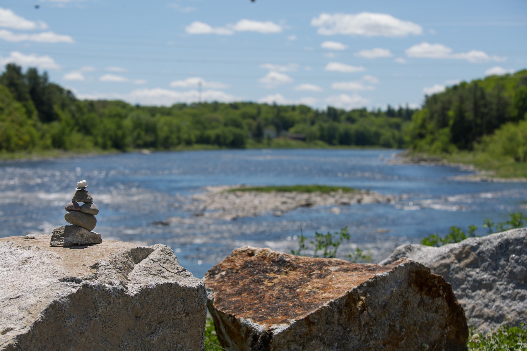 AP vzart rockstackriver.jpeg