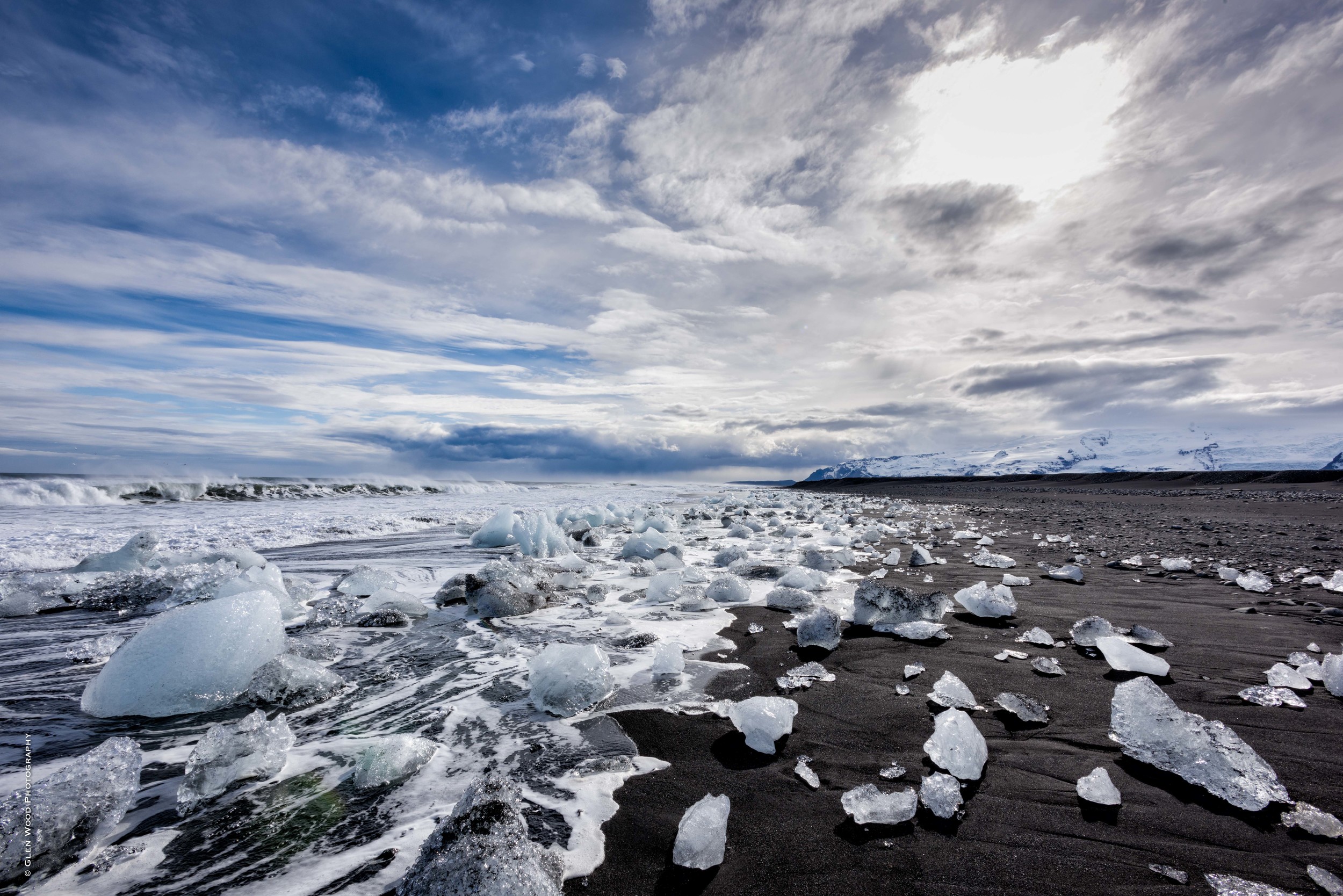 Icey Beach - Jokulsarlon glacier lagoon
