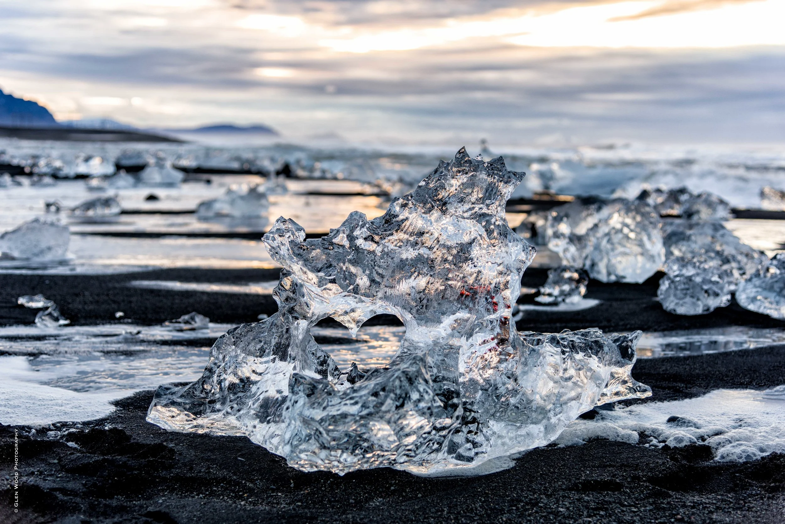 Icey Beach - Jokulsarlon glacier lagoon