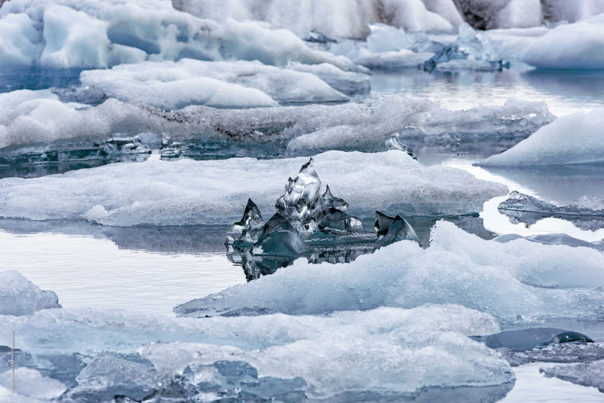 Icey Beach - Jokulsarlon glacier lagoon