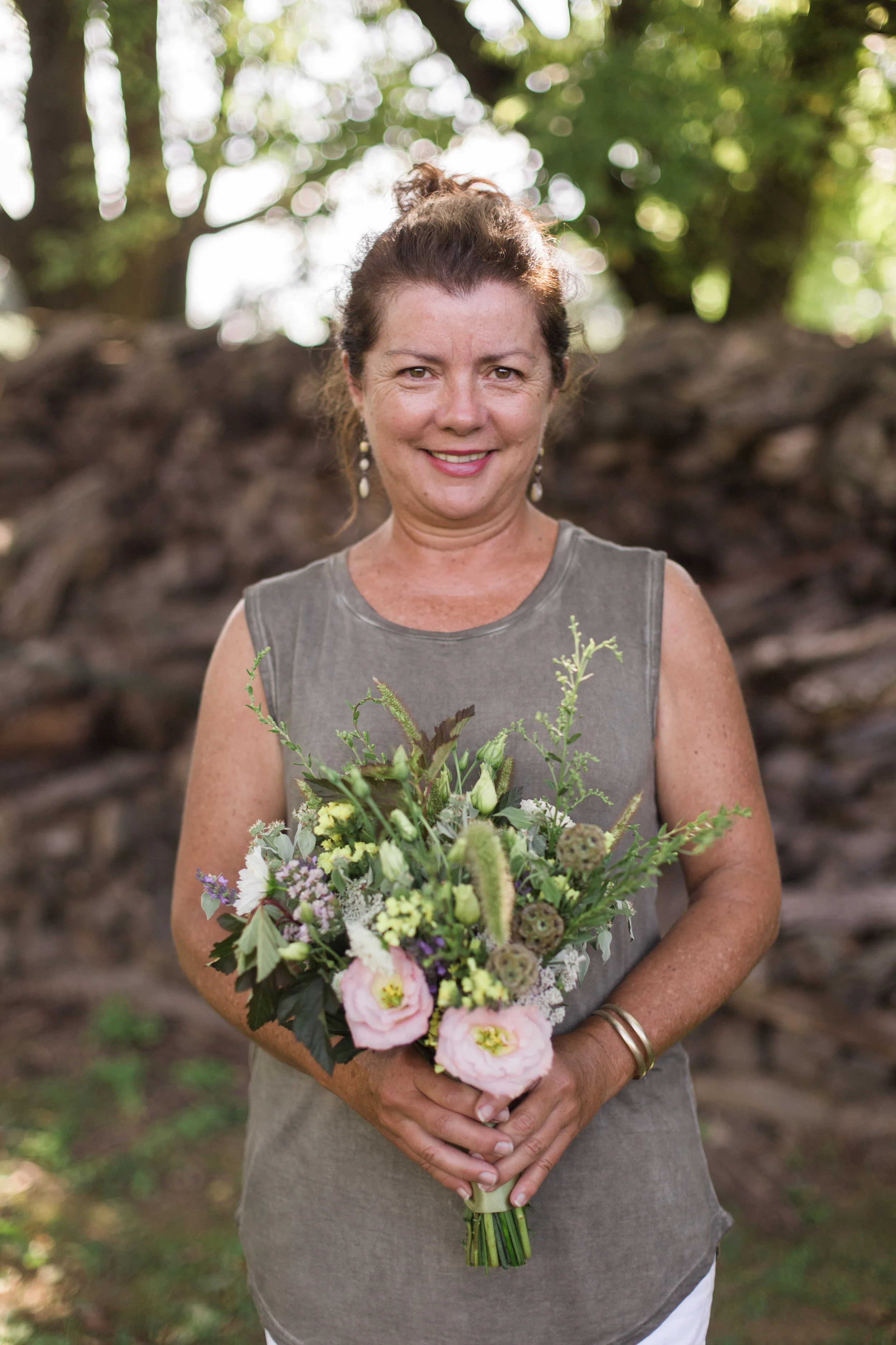 Beverly Suckling owns Half Acre Flower Farm in Howard County. She was kind enough to host another farmer Angela Van Order, who came all the way from Michigan to attend the workshop!