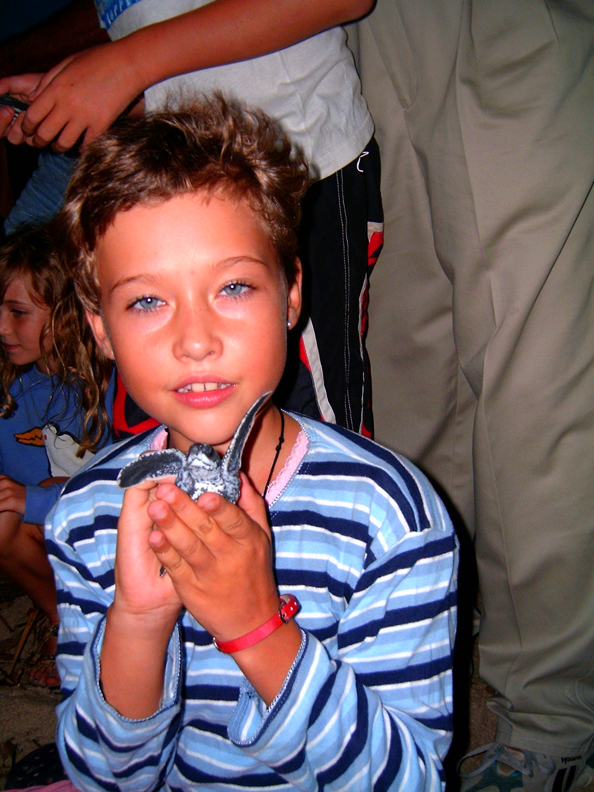 SQUIRMY NESTLING @ TURTLE TOUR