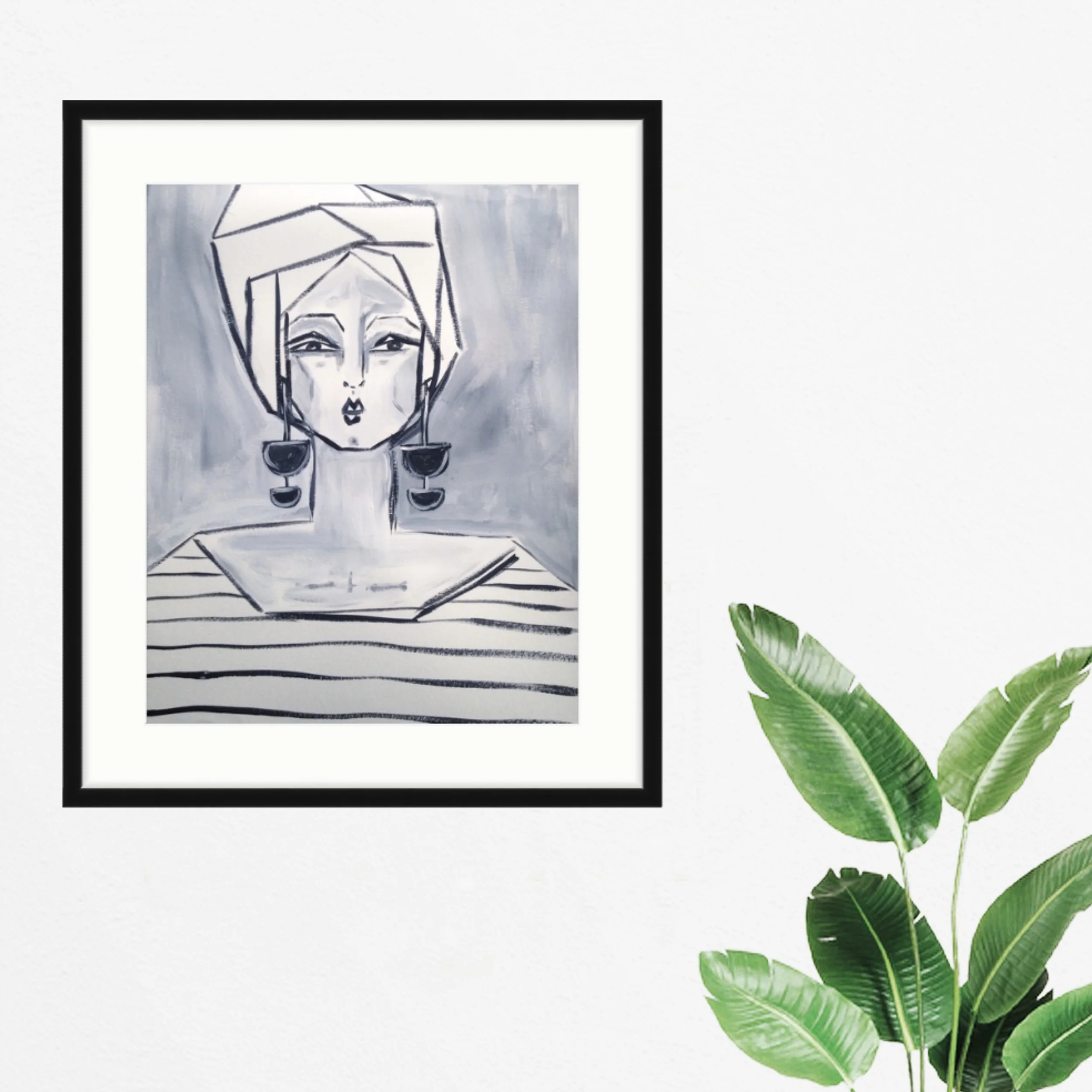 Beatrix Mercer slim black frame styled.jpg