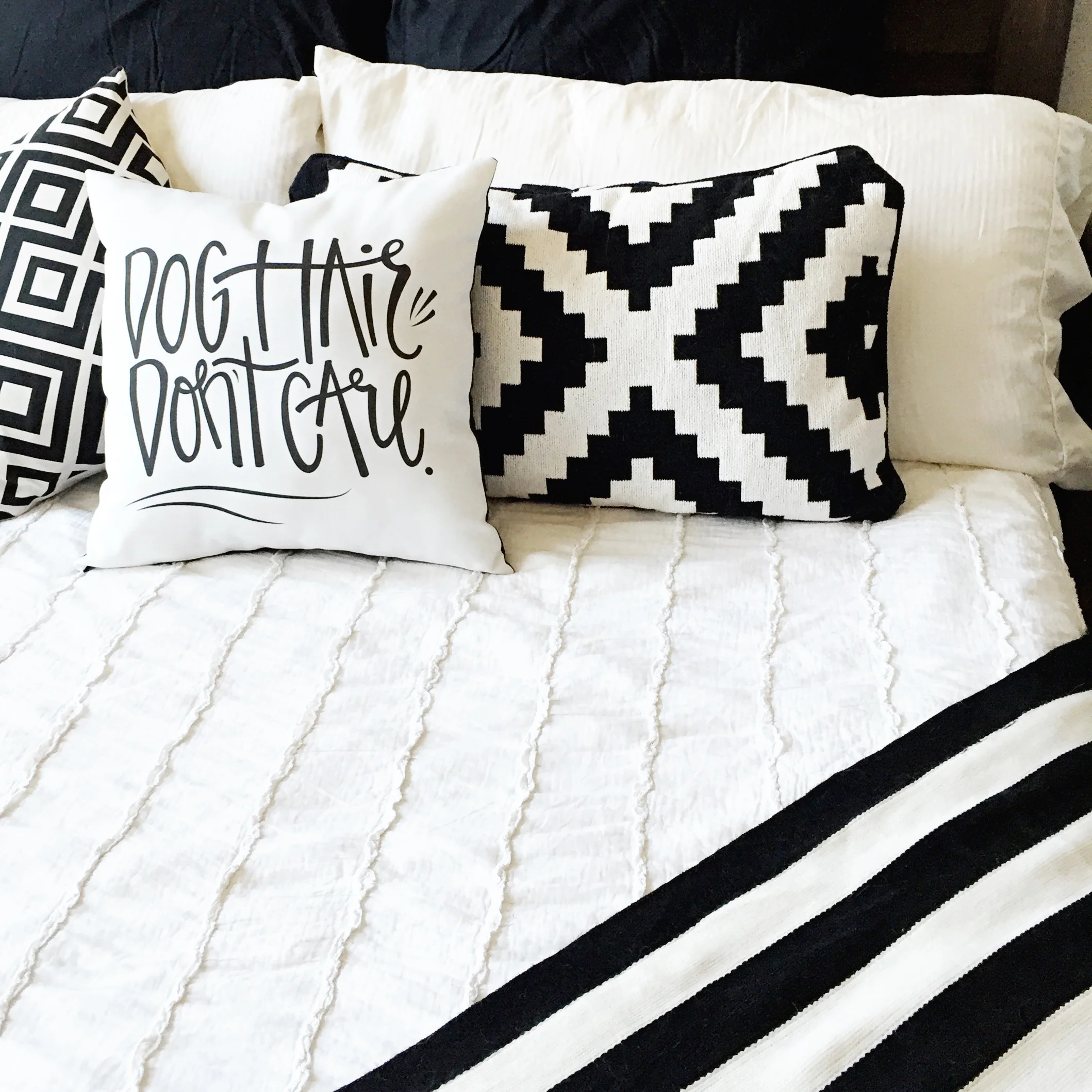 DHDC_pillow_1.jpg