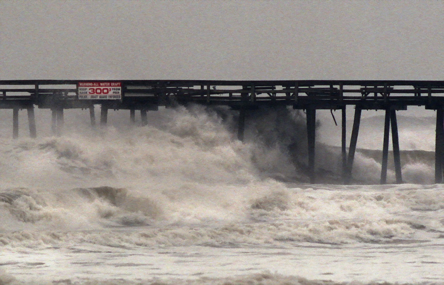 Hurricane Floyd / The Fishing Pier