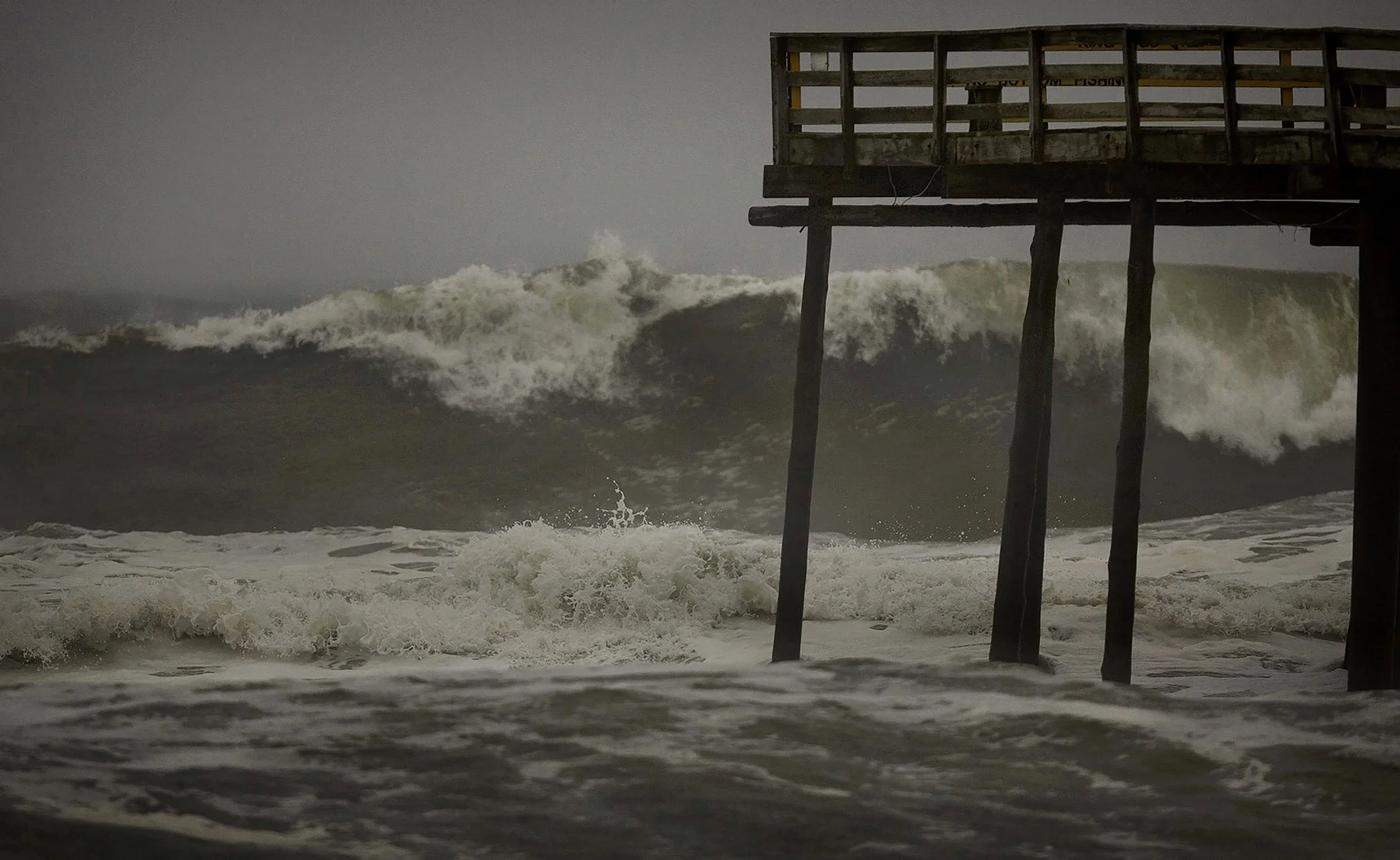  Outside Set Outer Banks 2008  