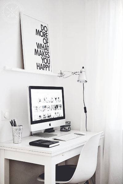 A peaceful and meaningful workspace via The Design Chaser