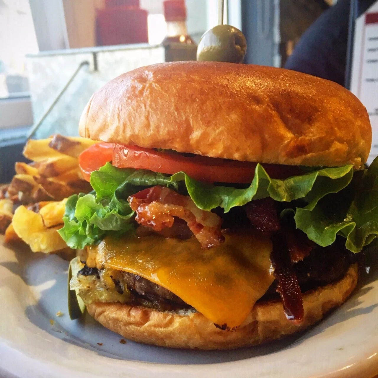 Abe's — Abe's - Modern Diner