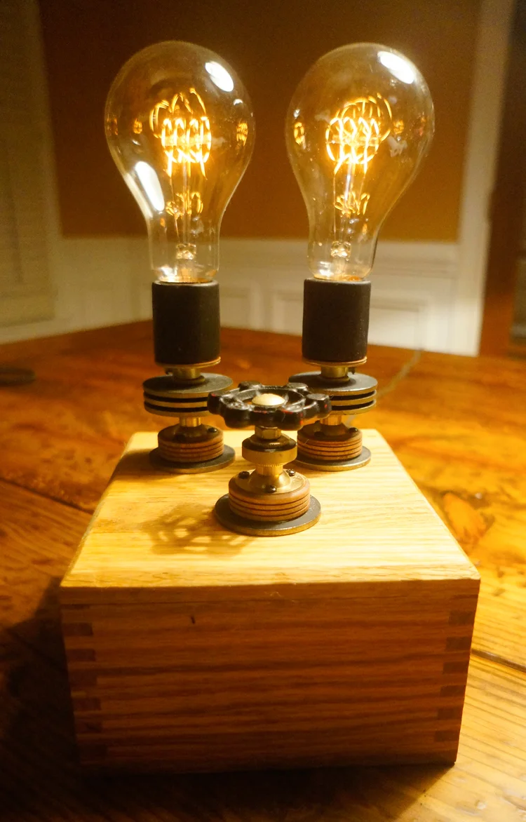 Lamp No.4, 2015