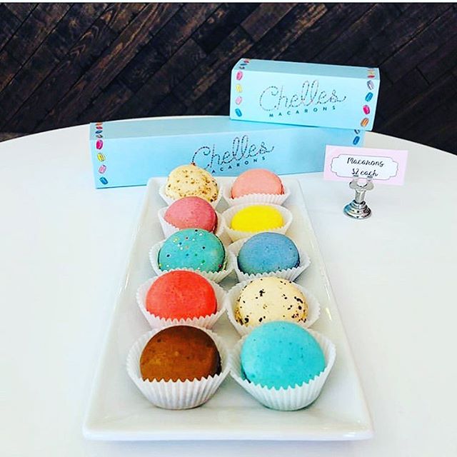 Fresh news! Find our delicious macs at @smallcakestempletx , variety of flavors- all gluten free! Above (left to right): Italian cream, strawberry cheesecake, raspberry rose, lemon, birthday cake, lemon berry, red velvet, cookies n cream, chocolate, 